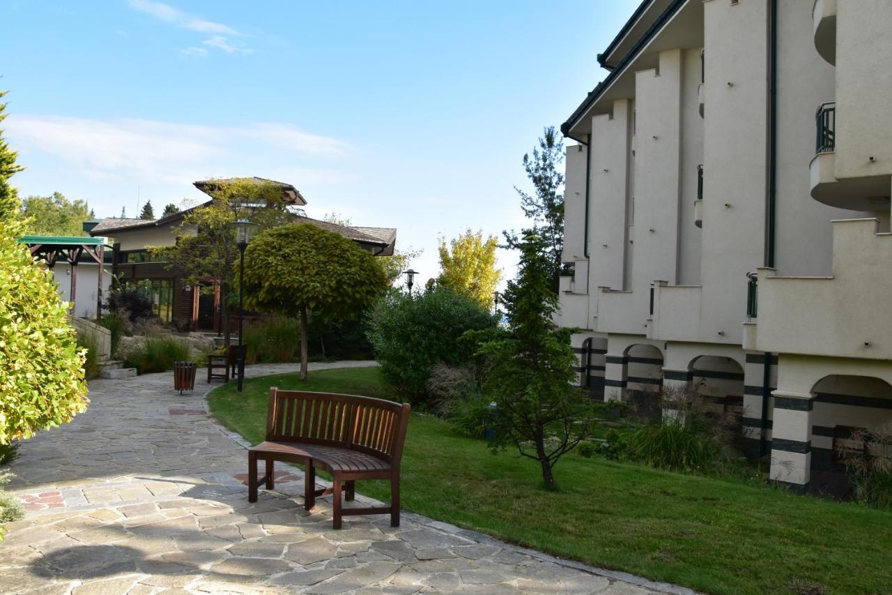 Kalina Private Apartments In Emerald Resort, Ravda Exterior foto